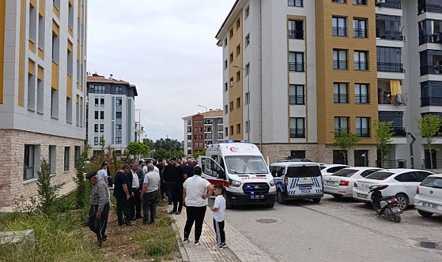 ucuncu-kattan-dusen-isci-hayat-mucadelesi-veriyor-5018
